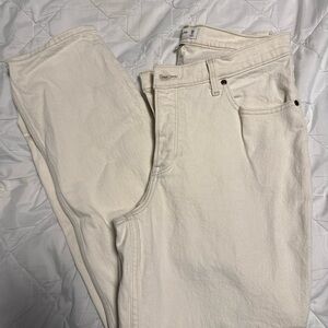 Abercrombie & Fitch Curve Love The Dad High Rise Jeans